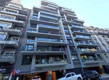 Departamento · 112m² · 4 Ambientes · 1 Cochera · Om Recoleta. 4 Ambientes Totalmente Terminado y Mejorado. Up Grade Primer Nivel. con Cochera