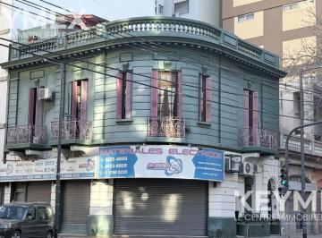 PH · 136m² · 5 Ambientes · Venta PH Villa Urquiza 4 Ambientes con Balcones y Terraza
