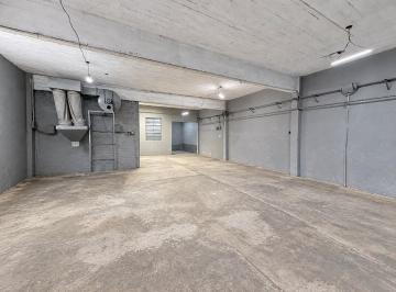 rs:ei3a54hbdntrvpa1vciwwa2e · Venta Galpón PH con Oficinas, Depósitos en Caseros