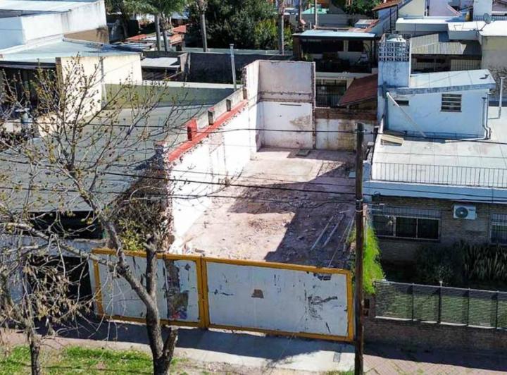 Terreno · 127m² · 1 Ambiente