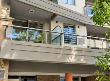 Departamento de 2 ambientes, Caballito · Alquiler – Semipiso 2 Ambientes de Categoría en Caballito