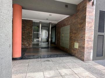 Departamento en Alquiler de 2 ambientes Caballito Sur · Alquiler – Semipiso 2 Ambientes de Categoría en Caballito