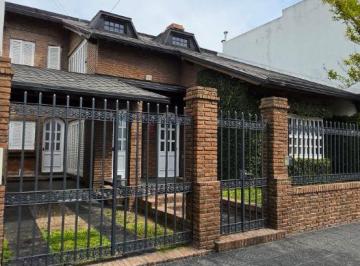Casa de 6 ambientes, La Plata · Casa en Venta 14 E 40 y 41, 4 Dorm., 4 Baños