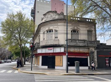 Casa de 6 ambientes, La Paternal · Terreno Desarrollo Av San Martín - Pb + 9 Pisos – 3.161 m² Vendibles D/directo