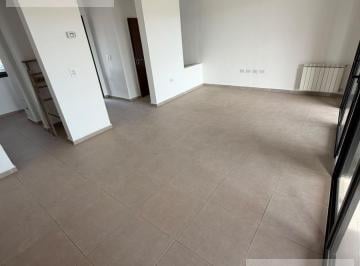 Casa · 100m² · 3 Ambientes · 2 Cocheras · Casa Docta 2 Dorm