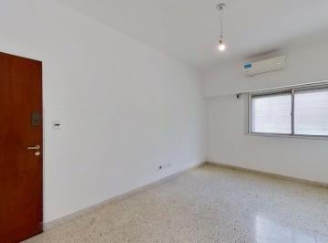 Departamento · 37m² · 2 Ambientes · Venta Departamento 2 Ambientes Pb Al Frente con Patio Apto Credito