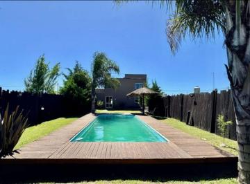 Casa · 236m² · 5 Ambientes · 3 Cocheras · Venta Casa 5 Ambientes San Vicente