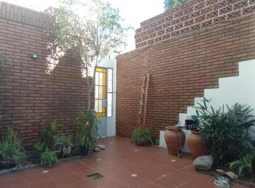 PH · 164m² · 5 Ambientes · Casa de Pasillo en Venta 3 Dorm. Arroyito