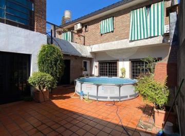 PH · 162m² · 8 Ambientes · Casa Interna en Venta 3 Dorm.