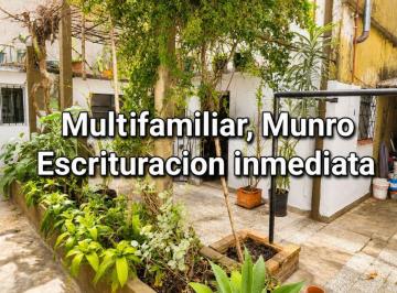 Casa · 131m² · 5 Ambientes · 2 Cocheras · Casa Lote Propio Munro en Venta
