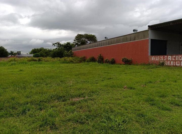 Terreno · 940m²