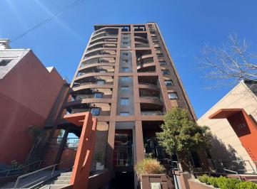 Departamento de 3 ambientes, Quilmes · Piso Exclusivo 3 Ambientes con Balcones y Cochera Cubierta en Venta