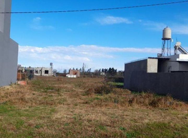 Terreno · 366m²