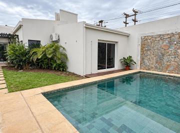 Casa · 300m² · 4 Ambientes · Casa en Alquiler B° Santa Catalina