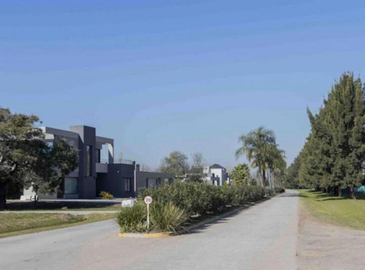 Terreno · 750m²