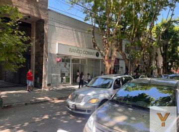 Local comercial · 230m² · 3 Ambientes · Local Comercial en Alquiler - 2 Baños - Monte Grande