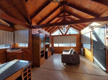 Casa · 100m² · 3 Ambientes · 1 Cochera · Casa Más Cabaña Turismo