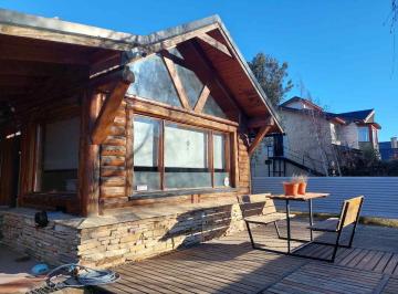 Casa · 100m² · 3 Ambientes · 1 Cochera · Casa Más Cabaña Turismo