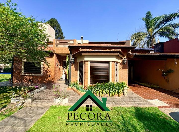 Casa · 110m² · 5 Ambientes · 2 Cocheras