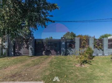 Casa · 113m² · 2 Ambientes · Venta 2 Casas Mismo Padron 929 m²