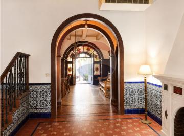 Casa · 335m² · 8 Ambientes · 1 Cochera · Venta Casa Pu 6 Dorm Escritorio Fondo Gje Pocitos
