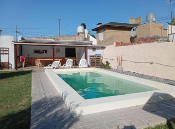 Casa · 110m² · 4 Ambientes · 1 Cochera · Casa en Venta 4 Ambientes con Garage en Balcarce