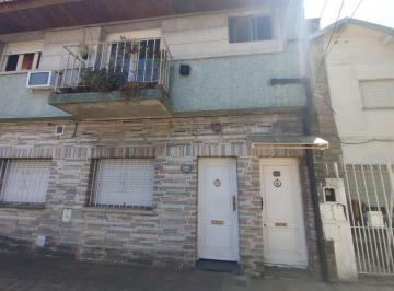 PH · 32m² · 2 Ambientes · Venta PH 2 Amb Banfield Centro Doble Patio