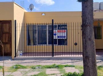 Casa · 190m² · 7 Ambientes · 1 Cochera · Se Vende Hermosa Casa Barrio San Eduardo