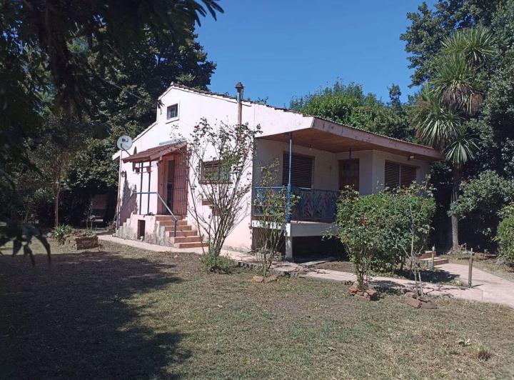 Casa · 98m² · 4 Ambientes · 1 Cochera