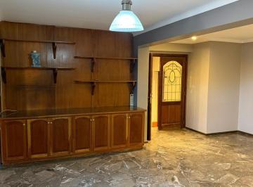 Departamento · 221m² · 7 Ambientes · Alquiler o Vta Sobre Calle San Martin, g. C