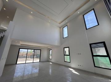 Casa de 6 ambientes, Carrodilla · Vendo Casa de Categoría en Gran Boedo