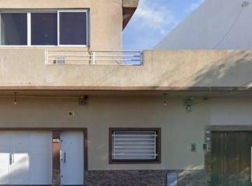 Casa · 170m² · 3 Ambientes · Casa en Venta - 2 Dorm. 3 Baños - Lomas del Mirador