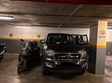 Garage · 18m² · 2 Cocheras · Cocheras en Venta - 18,6 m² - Villa Urquiza