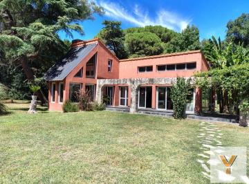 Quinta vacacional · 450m² · 8 Ambientes · Quinta en Venta - 8 Dorm. 4 Baños - Moreno