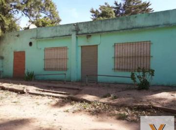 Casa · 100m² · 3 Ambientes · Casa en Venta - 2 Dorm. 1 Baño - El Coyunco