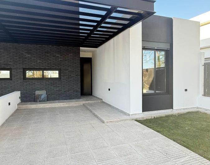 Casa · 120m² · 3 Ambientes · 1 Cochera
