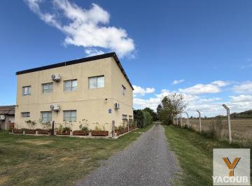 Casa · 100m² · 5 Ambientes · Casa en Venta - 3 Dorm. 2 Baños - La Plata