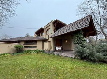 Casa de 7 ambientes, Chacras de Coria · Casa en Venta en Chacras de Coria