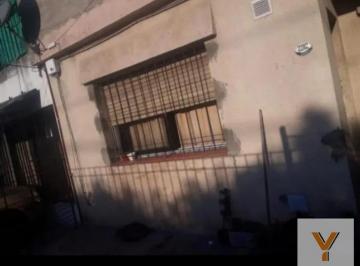 Casa · 120m² · 6 Ambientes · Casa en Venta - 4 Dorm. 2 Baños - Morón