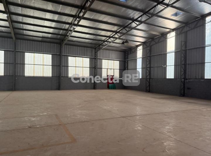 Depósito · 1300m²