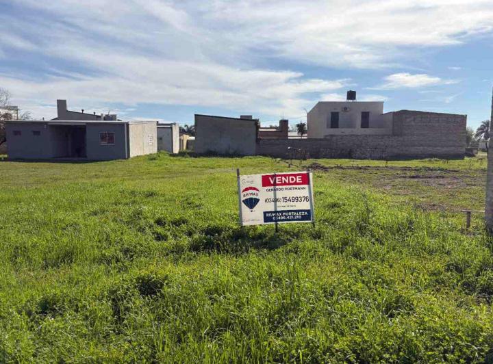 Terreno · 330m²