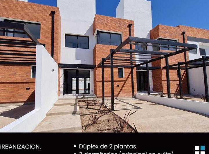 Casa · 130m² · 4 Ambientes · 1 Cochera