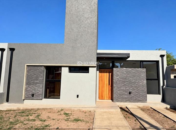 Casa · 78m² · 5 Ambientes
