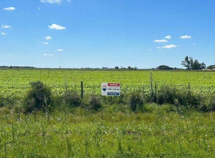Terreno · 10000m²