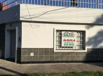 Casa · 80m² · 2 Ambientes · 1 Cochera · Casas en Alquiler