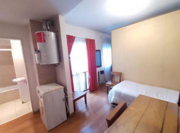 Departamento · 27m² · 1 Ambiente · Monoamb. C/terraza Propia Apto Profesional Flores