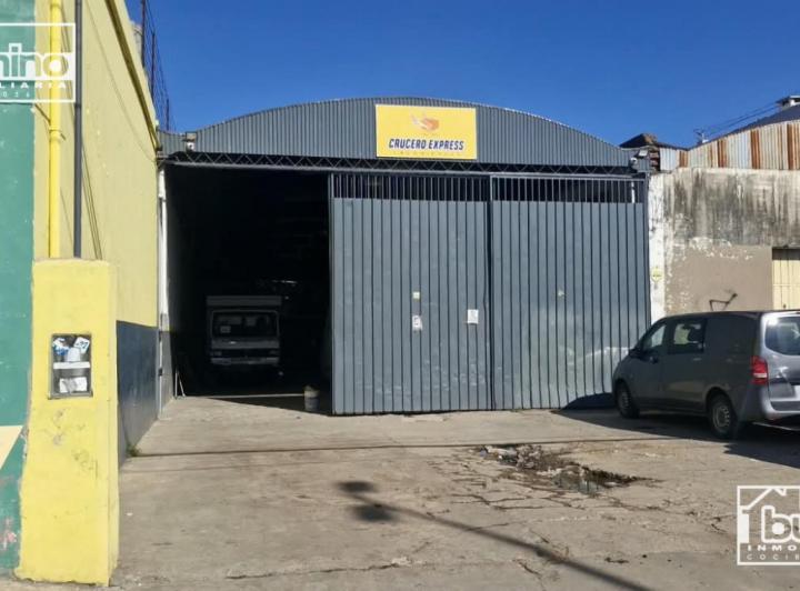 Bodega-Galpón · 351m² · 2 Ambientes