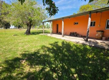 Casa de 3 ambientes, Cayastá · Casa Quinta | Cayastá - 2 Dorm, 1 Baño, Patio y Cochera