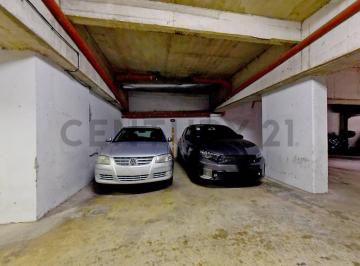 Garage · 12m² · 1 Cochera · Venta Cochera Cubierta 12 m² en Caseros