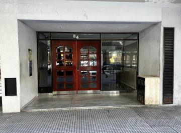 Departamento · 60m² · 3 Ambientes · Departamento de 2 Dorm. en Alquiler en Caballito